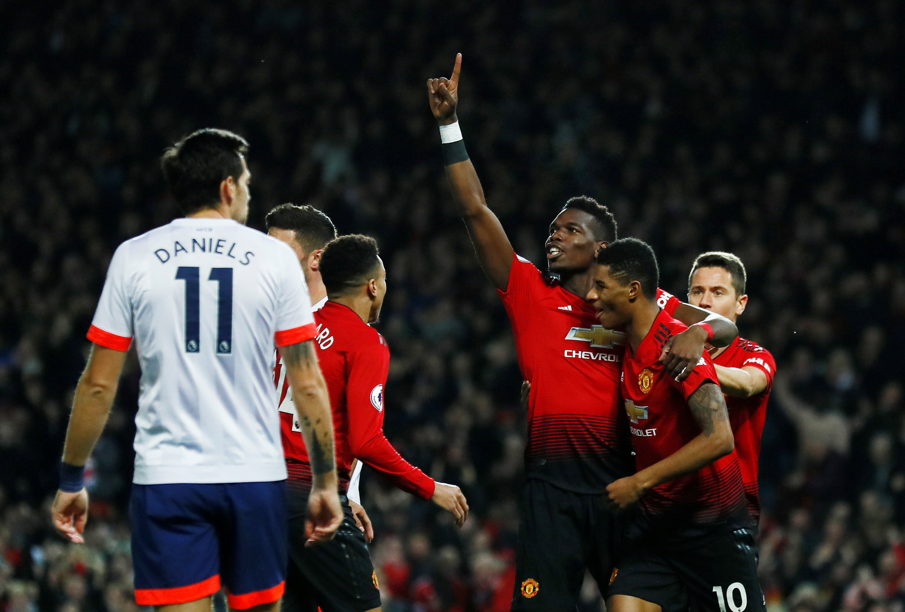 仅仅是一场 仅仅是一场